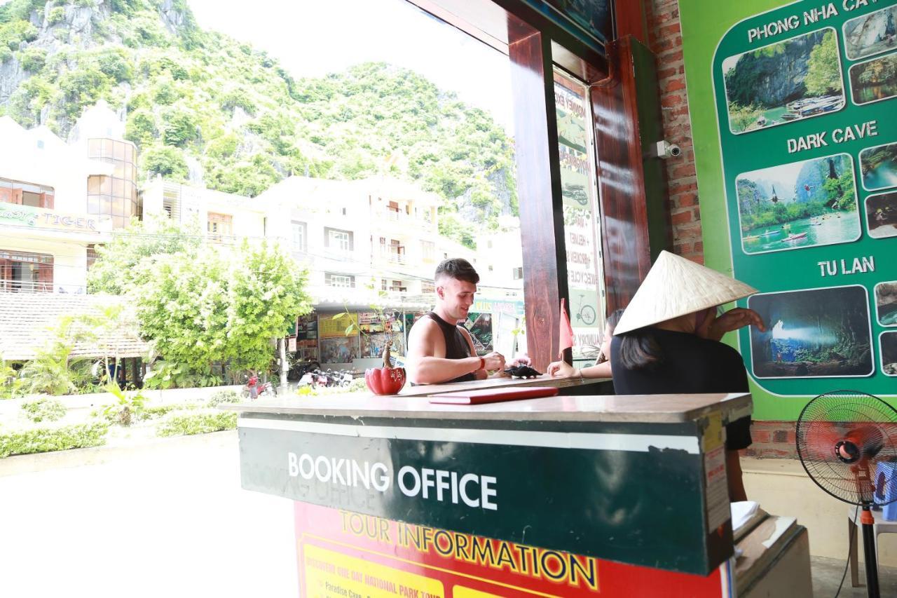 Thanh Phat Phong Nha Hotel Bagian luar foto